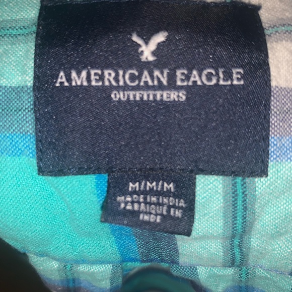 American Eagle Men’s medium button up - Picture 2 of 2
